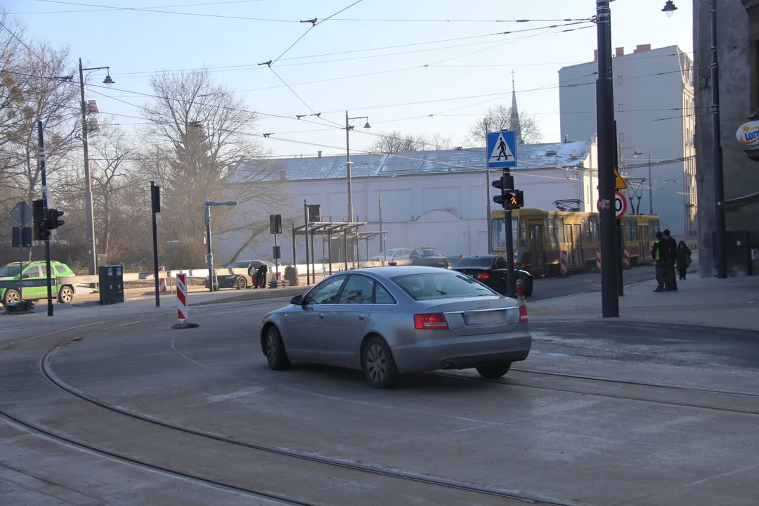 Przystanki tramwajowe przy Wojska Polskiego i Franciszkańskiej