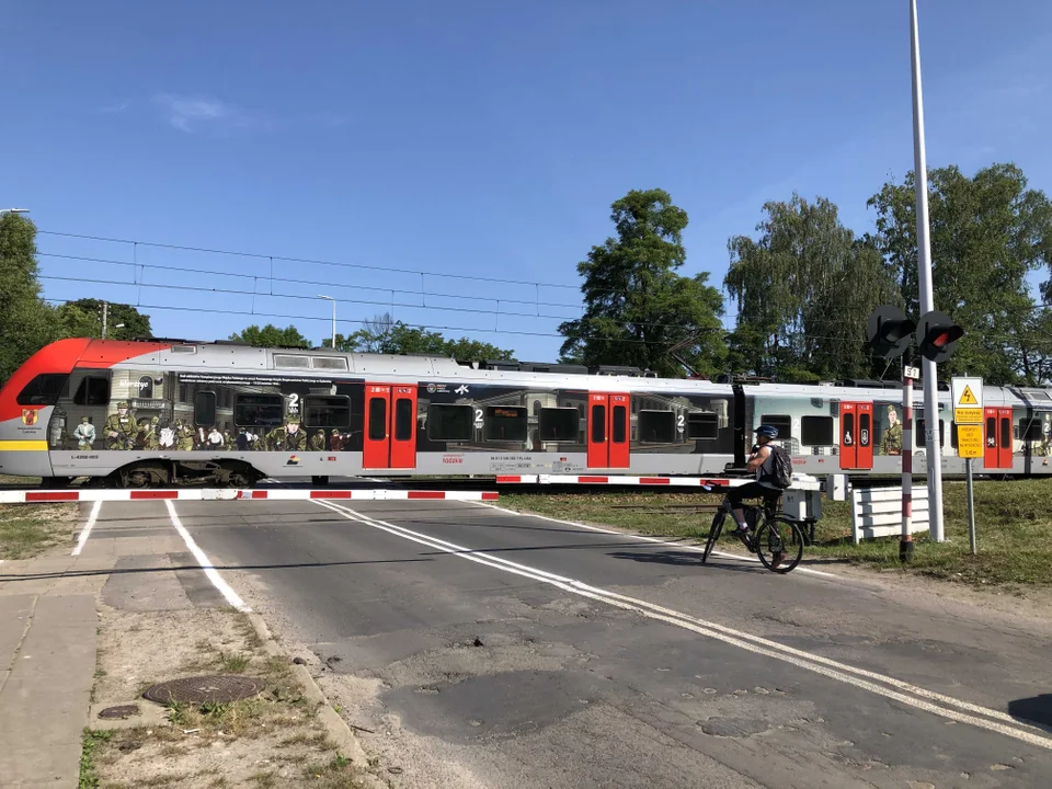 Akcja "Bezpieczny przejazd" przy przejeździe kolejowym w Łodzi