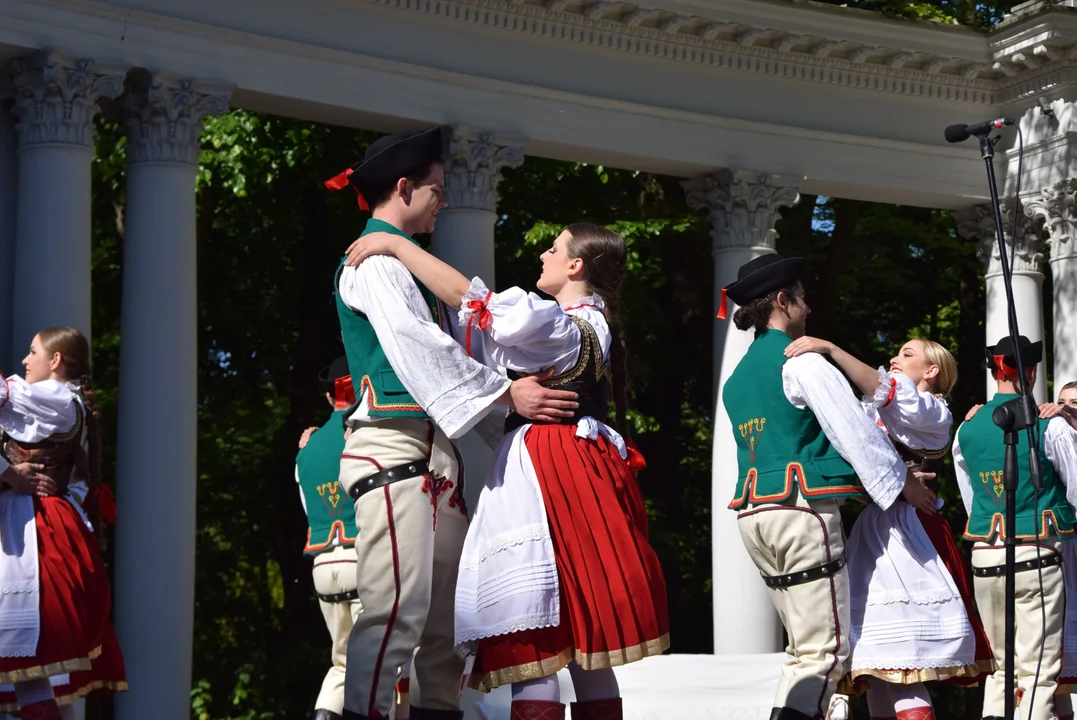 Spotkanie z folklorem w Parku Julianowskim