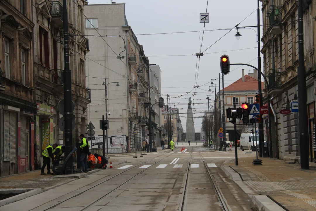 Tramwaje i autobusy MPK Łódź powróciły na Legionów