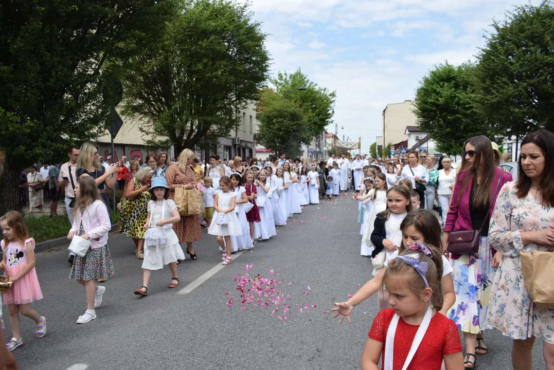 procesja Bożego Ciała w parafii Matki Bożej Dobrej Rady w Zgierzu