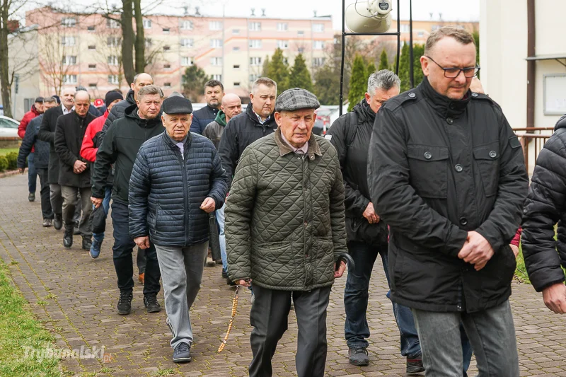 Męski Różaniec ulicami Piotrkowa