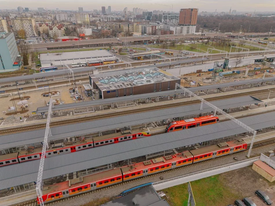 Budowa dworca kolejowego Łódź Kaliska z lotu ptaka