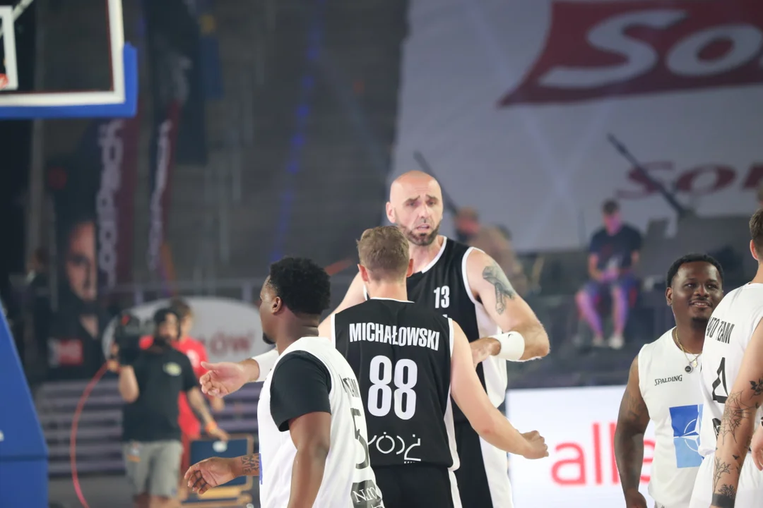 Mecz charytatywny: Gortat Team vs. Żołnierze NATO