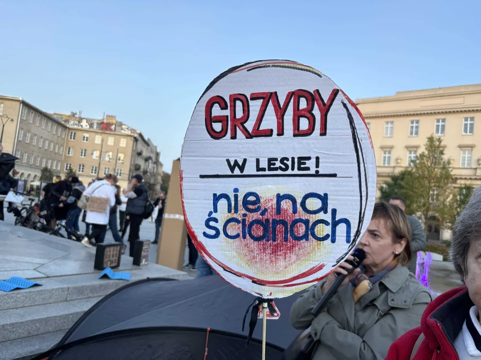 Manifestacja Łódzkiego Stowarzyszenia Lokatorów