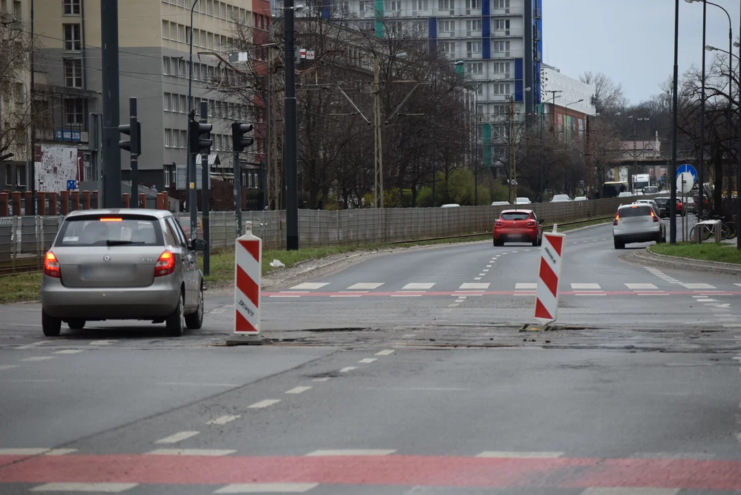 Niebezpieczne skrzyżowanie na alei Politechniki