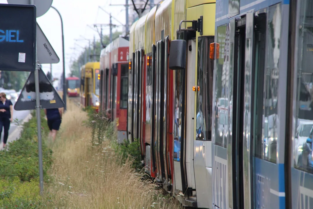 Zatrzymanie ruchu tramwajów na ul. Zachodniej w Łodzi - 12.07.2023