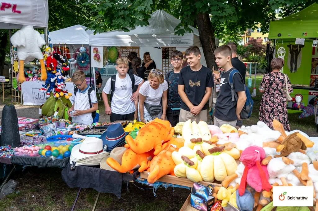 TikTokowa moda zawitała do naszego miasta. Mieszkańcy oszaleli na tym punkcie - Zdjęcie główne