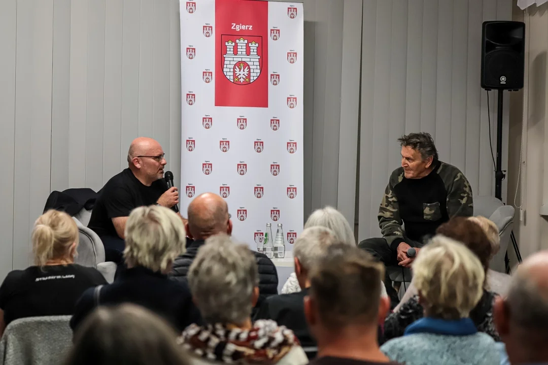 Spotkanie z Krzysztofem Majchrzakiem w Bibliotece przy Długiej