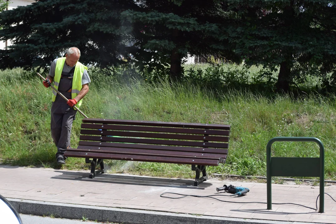 Znikające ławki w Zgierzu