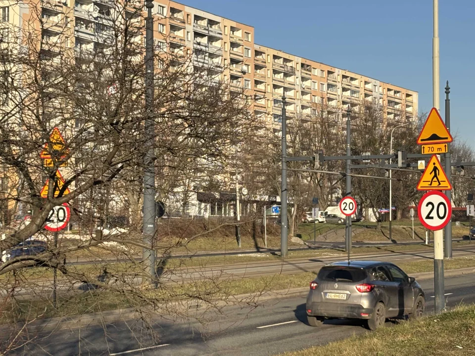 Stara kładka nad aleją Wyszyńskiego na łódzkiej Retkini wyburzona