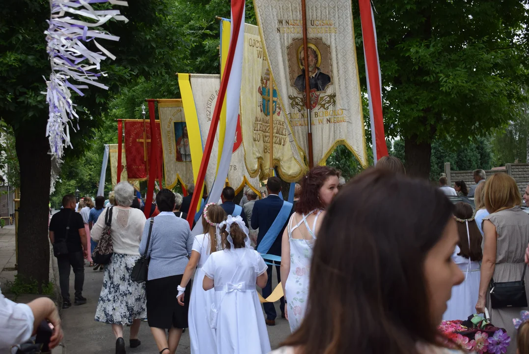 procesja Bożego Ciała w parafii Matki Bożej Dobrej Rady w Zgierzu