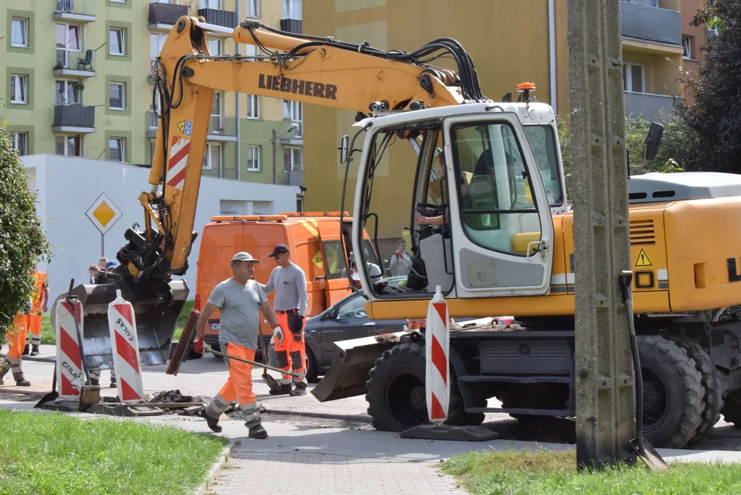 Wymiana nawierzchni na ulicy Rembowskiego