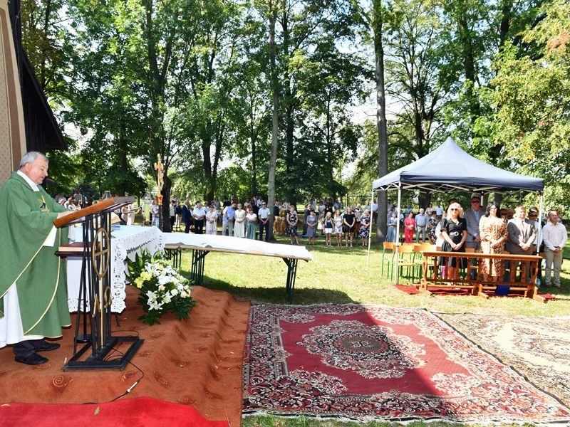 Gminno-parafialne dożynki w Ciechosławicach