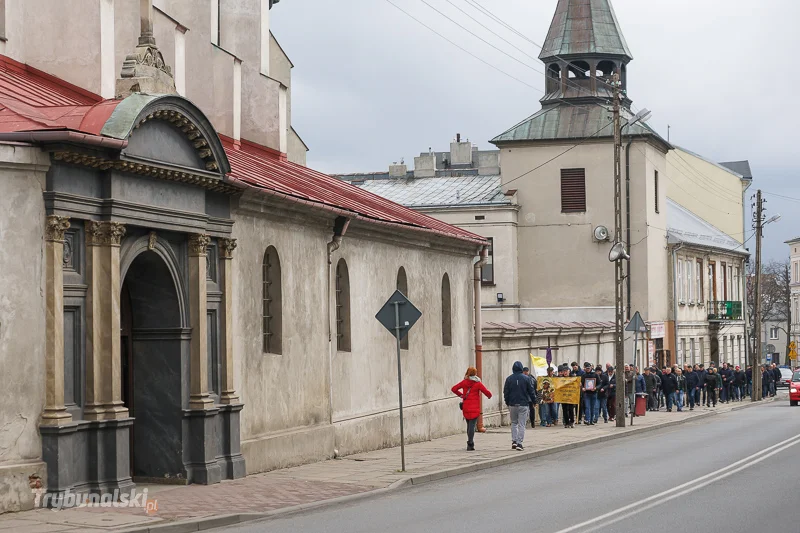 Męski Różaniec ulicami Piotrkowa