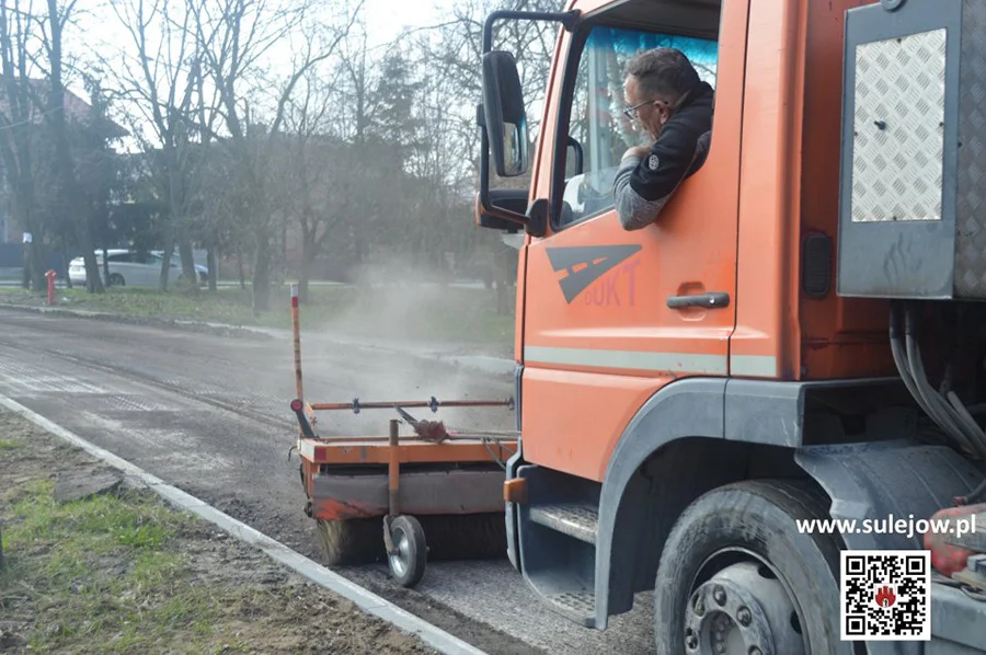 Remonty w gminie Sulejów tańsze niż zaplanowano. Na co przeznaczone będą oszczędności? - Zdjęcie główne