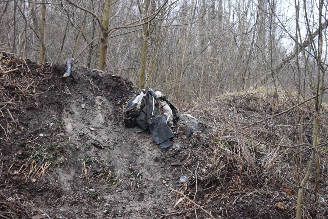 Składowisko odpadów na ul. Szczawińskiej w Zgierzu