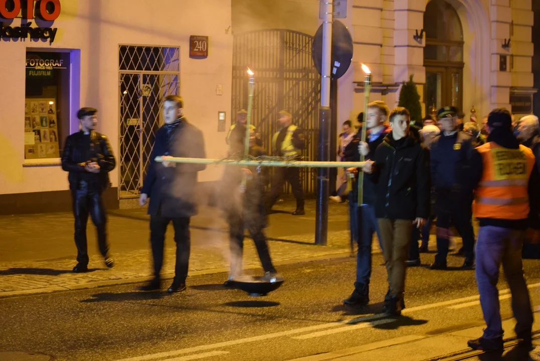 Ekumeniczna droga krzyżowa przeszła ulicami Łodzi