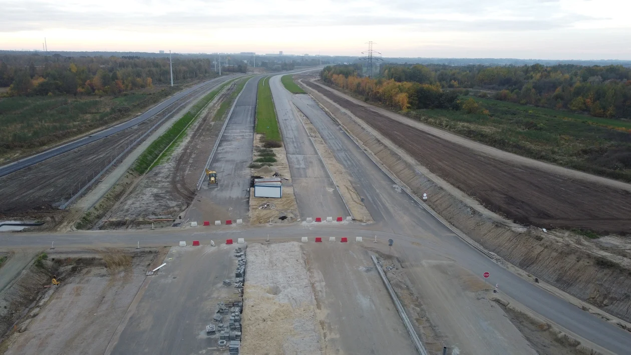 Mieszkańcy aglomeracji łódzkiej z niecierpliwością czekają na finał budowy