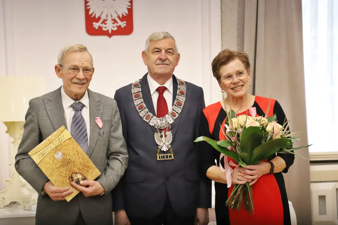 Państwo Zofia i Krzysztof Andrysiewiczowie świętowali w Urzędzie Stanu Cywilnego 50. rocznicę ślubu