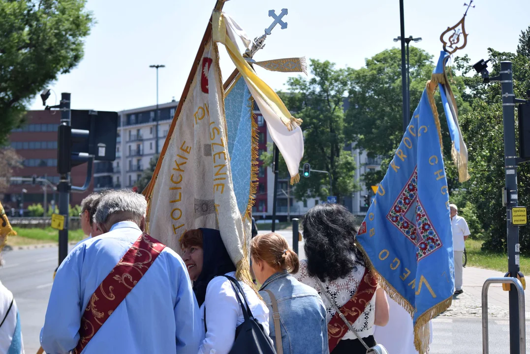 Procesje Bożego Ciała przeszły ulicami Łodzi