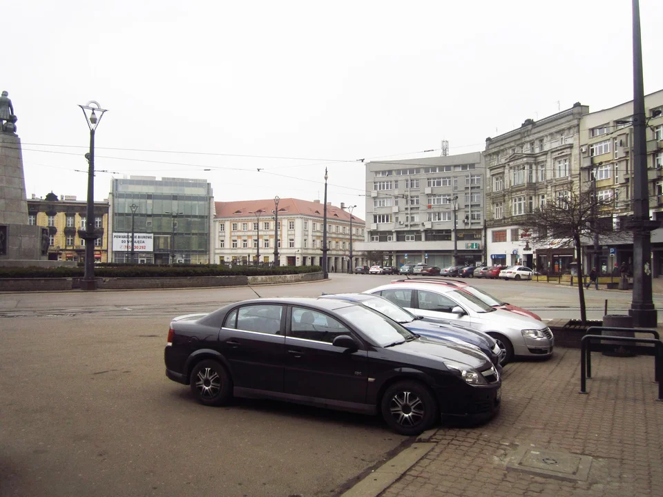 Tak zmienił się plac Wolności w Łodzi