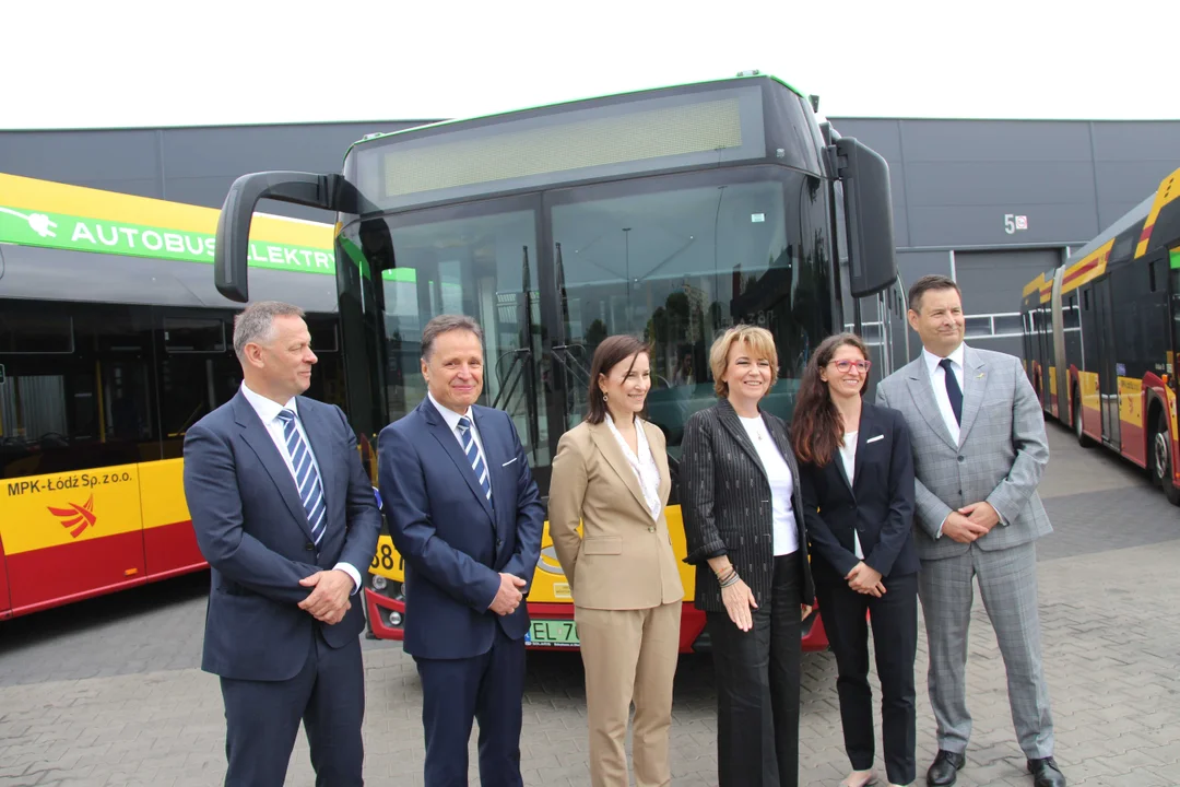 Nowe autobusy marki Solaris w barwach MPK Łódź