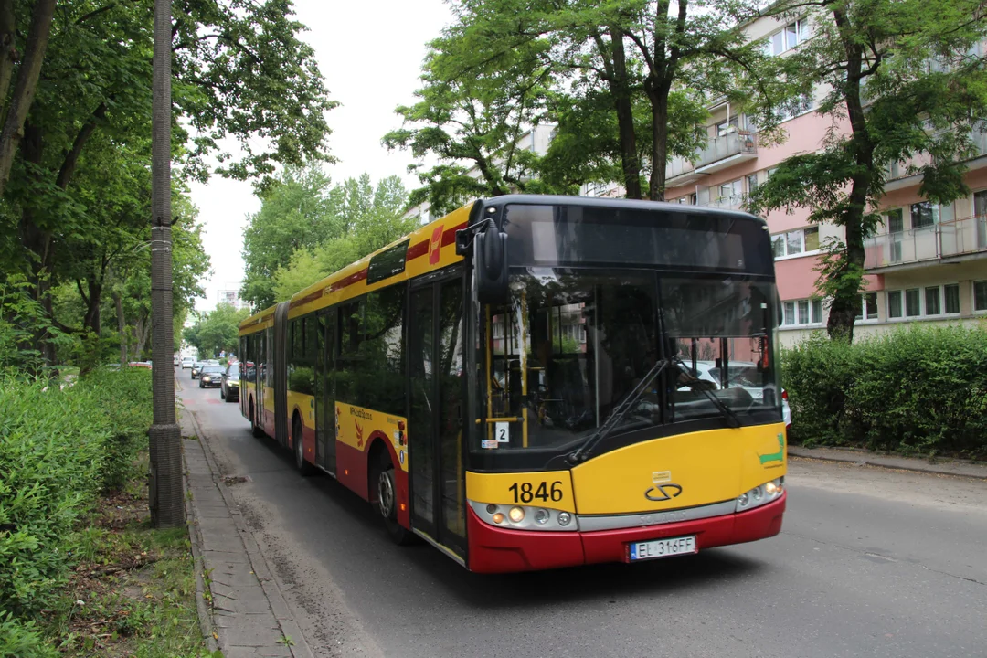 Komunikacja zastępcza na alei Włókniarzy w Łodzi