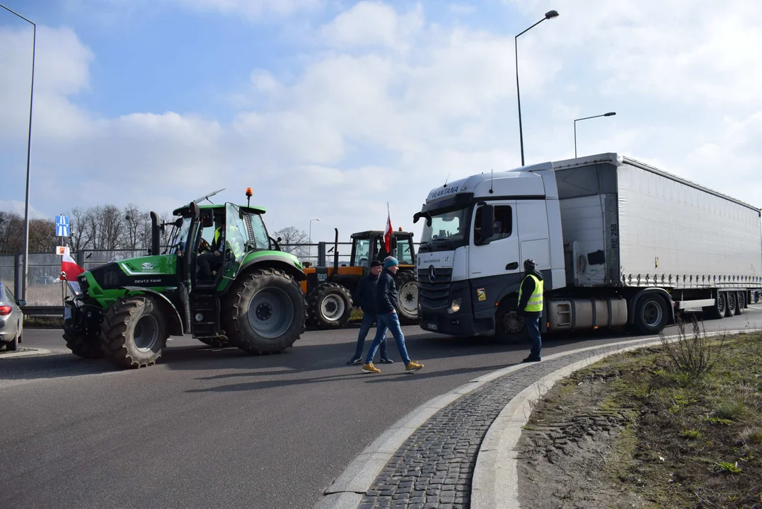 Protest rolników w Sosnowcu k. Strykowa