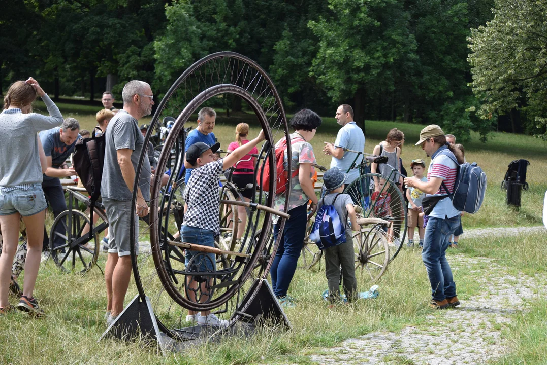 Historia rowerów w Parku Julianowskim na 600. urodizny Łodzi