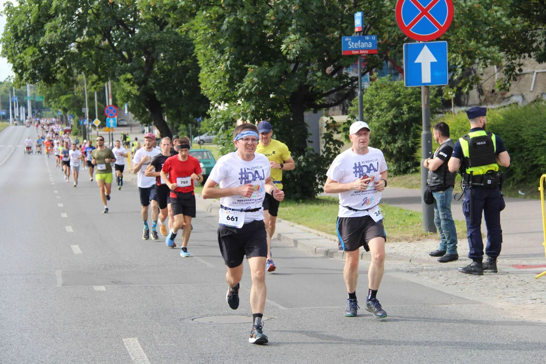 XI edycja biegu "Daj piątaka na dzieciaka"