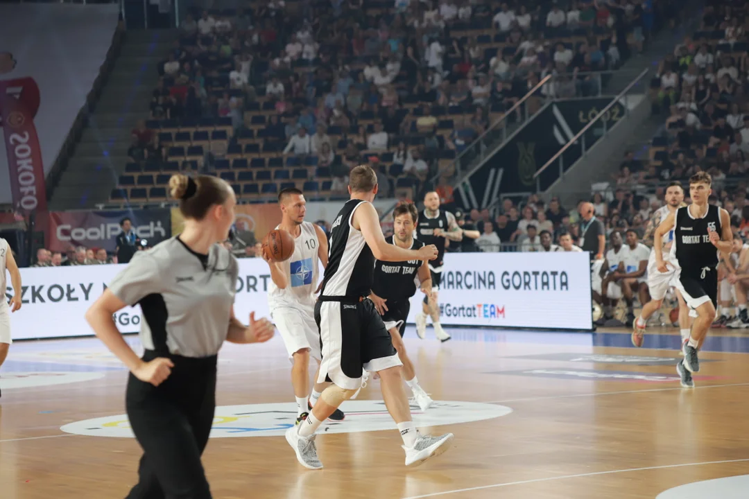 Mecz charytatywny: Gortat Team vs. Żołnierze NATO