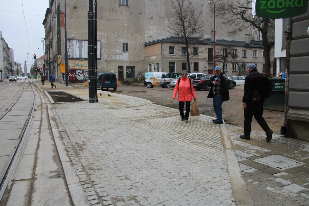 Tramwaje i autobusy MPK Łódź powróciły na Legionów