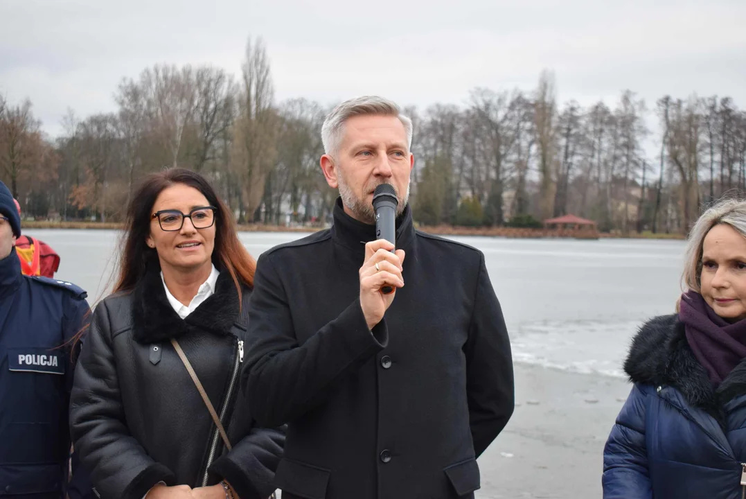 Akcja ratunkowa na Stawie Miejskim w Zgierzu