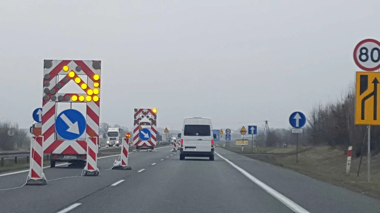 Utrudnienia dla kierowców na autostradzie A2