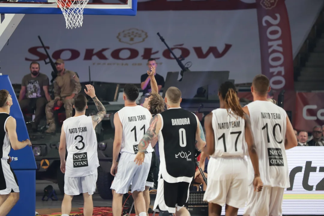 Mecz charytatywny: Gortat Team vs. Żołnierze NATO