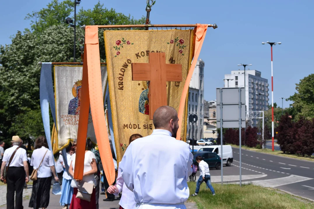 Procesje Bożego Ciała przeszły ulicami Łodzi