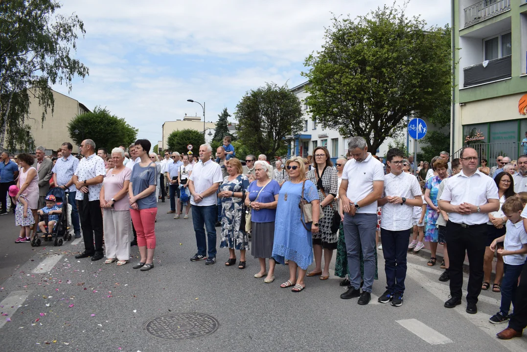 procesja Bożego Ciała w parafii Matki Bożej Dobrej Rady w Zgierzu