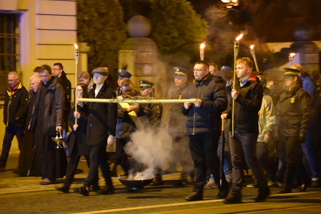 Ekumeniczna droga krzyżowa przeszła ulicami Łodzi