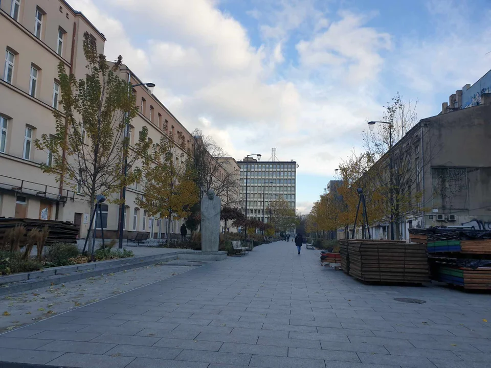 Jarmark Bożonarodzeniowy w Łodzi. Trwają przygotowania w Pasażu Schillera