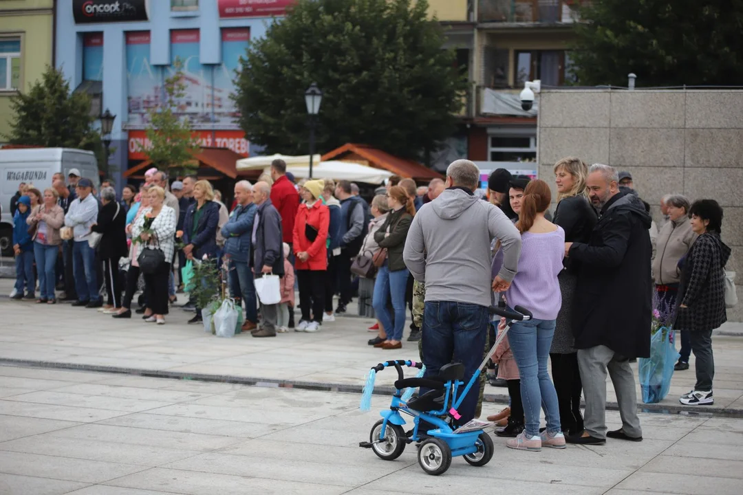 Urwani z wesela wystąpili na kutnowskim Święcie Róży