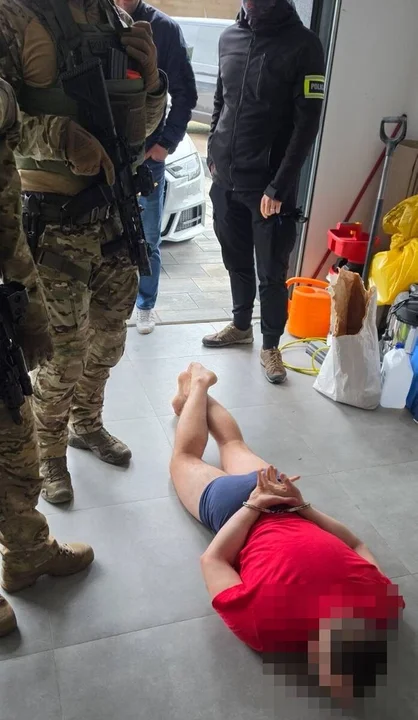 Wielka akcja policji w woj. łódzkim. Rozbili grupę złodziei aut
