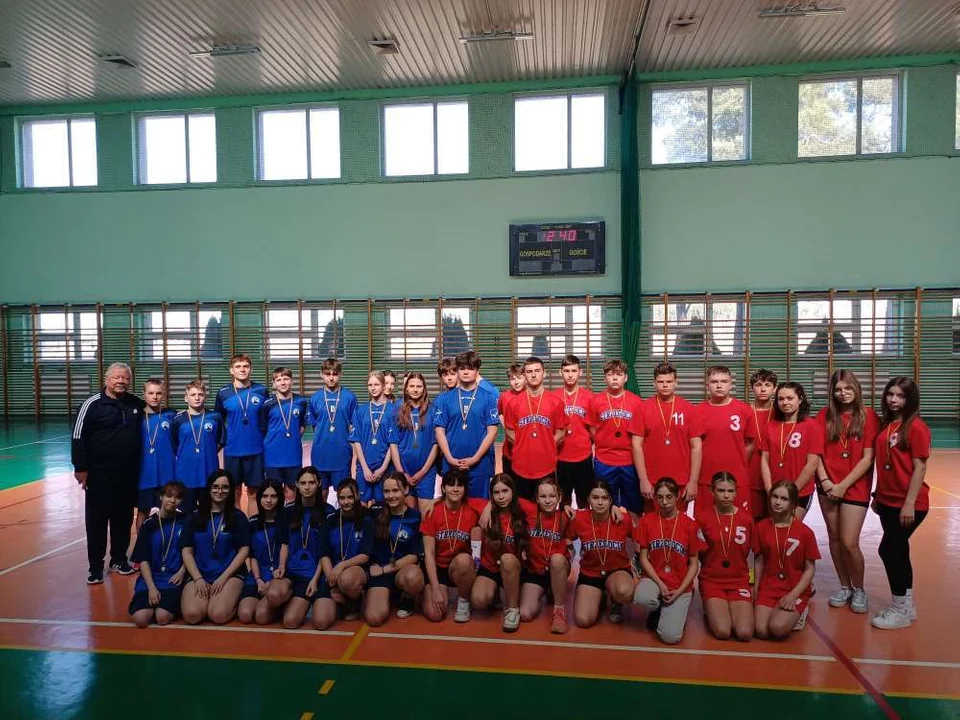 Puchary i medale rozdane. Uczniowie stanęli w szranki (ZDJĘCIA)