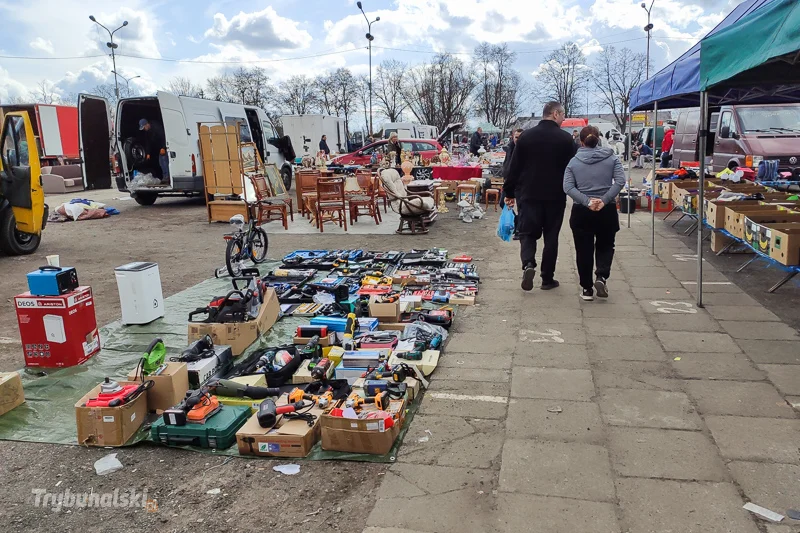 Giełda staroci w Piotrkowie Trybunalskim - 25.03.2023