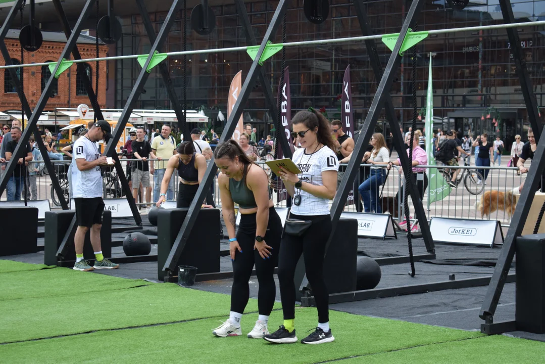 Zawody CrossFit LOGinLAB w Manufakturze