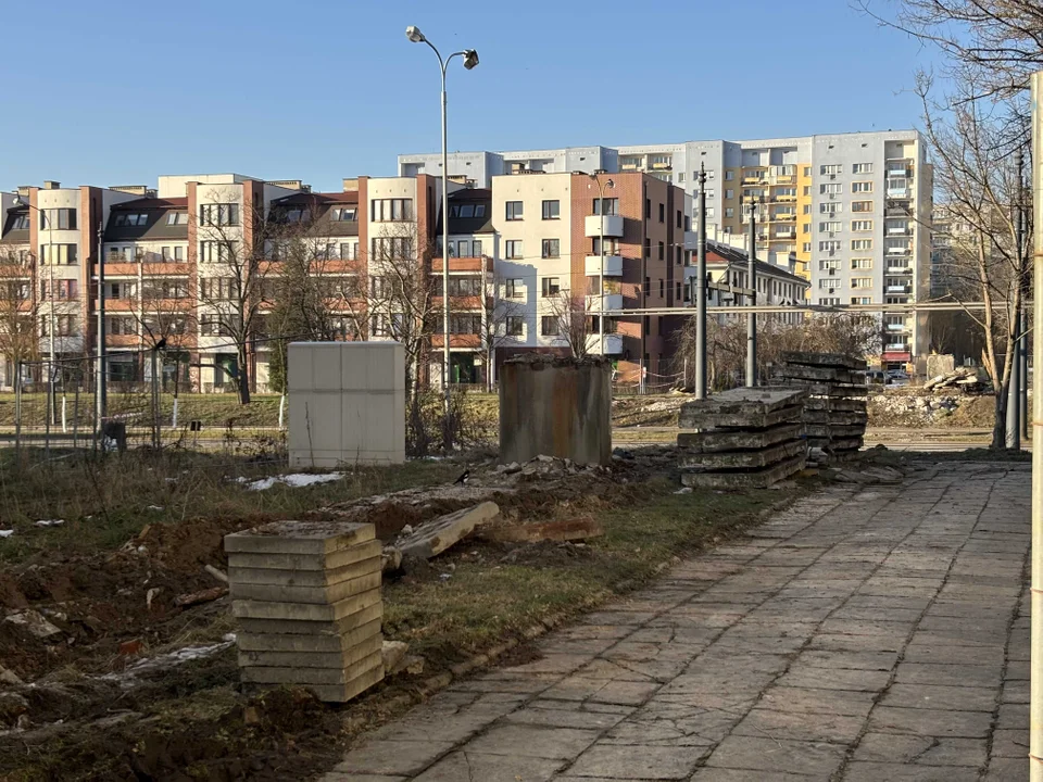 Stara kładka nad aleją Wyszyńskiego na łódzkiej Retkini wyburzona