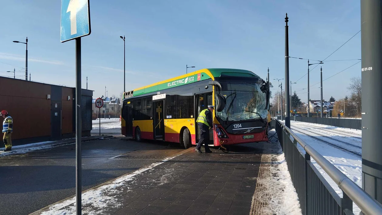 Zderzenie autobusów na Retkini