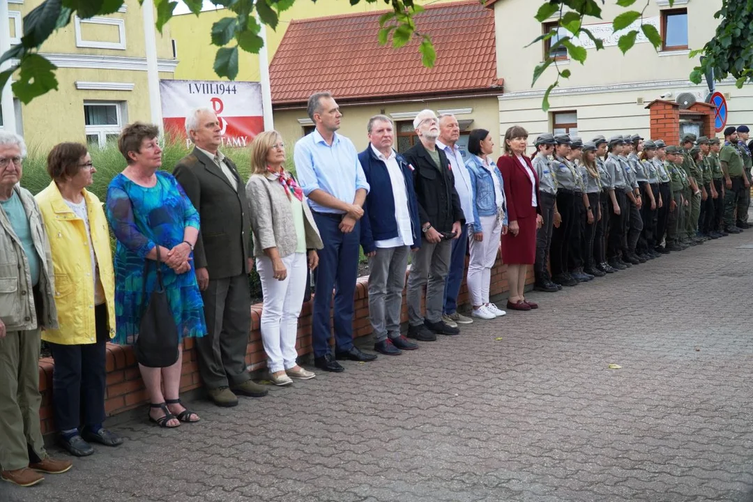 Za nami uroczystości 79. rocznicy Powstania Warszawskiego. Gostynin pamiętał o bohaterach [ZDJĘCIA] - Zdjęcie główne