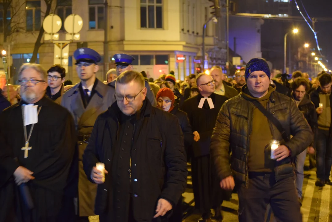 Ekumeniczna droga krzyżowa przeszła ulicami Łodzi