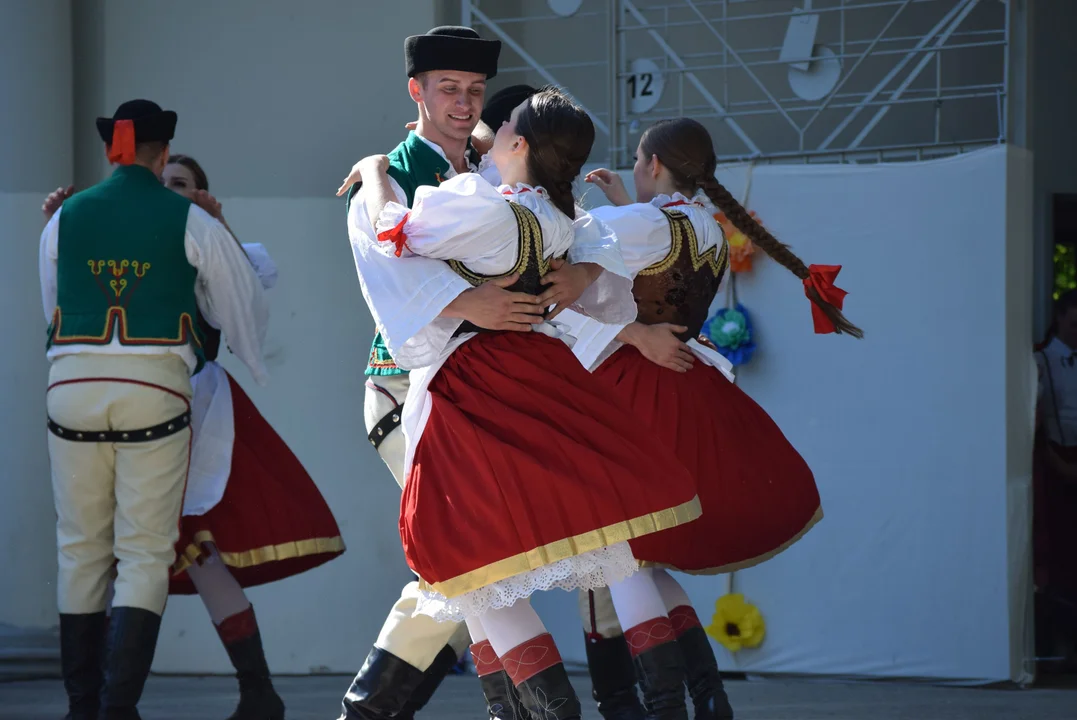 Spotkanie z folklorem w Parku Julianowskim